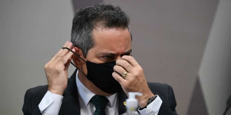 Na CPI, Franco critica exigências da Pfizer para venda de vacina contra covid-19 Na CPI, Franco critica exigências da Pfizer para venda de vacina contra covid-19