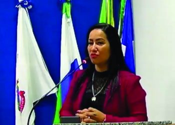“Barrados no baile”: presidente deixa colegas falando sozinhos e encerra sessão