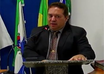 Vereador cogita construção de dois mini estádios para o município de Nobres