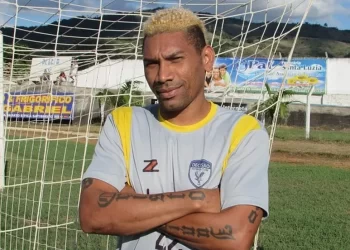 Ameaçado por dirigente, Caça-Rato teria deixado Cáceres à noite, escoltado por torcedores