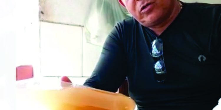Vereador ironiza qualidade da água em Rosário Oeste