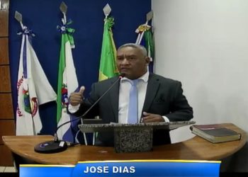 Em discurso, vereador do União Brasil classifica oposição em Nobres de “quase ninguém”