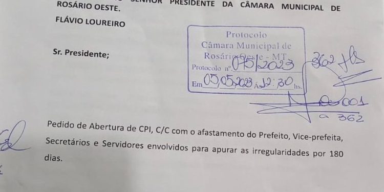 Rosário Oeste vive clima tenso. Prefeito e vice sob ameaça de cassação Rosário Oeste vive clima tenso. Prefeito e vice sob ameaça de cassação