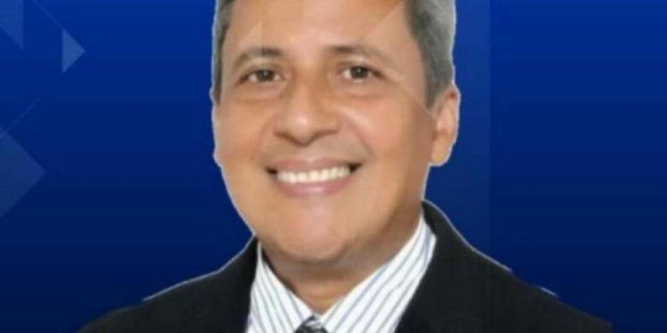 Vereador faz duro ataque contra o prefeito de Rosário Oeste Vereador faz duro ataque contra o prefeito de Rosário Oeste