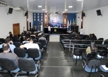 Sessão ordinária de hoje reúne colegiado de vereadores para análise de matérias que tramitam pelo Legislativo em Nobres
