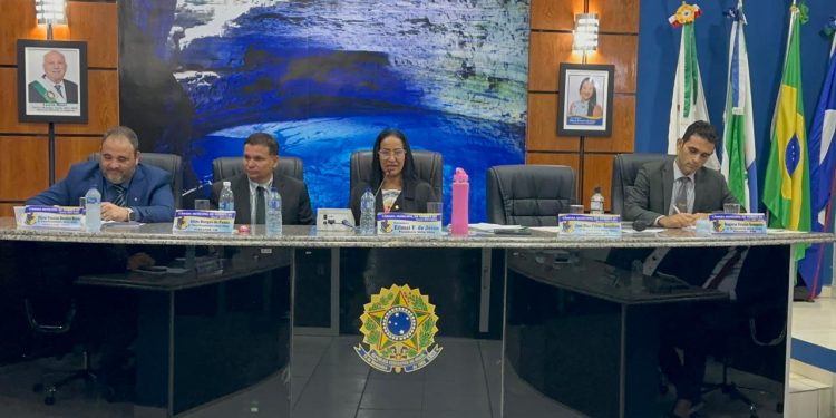 Câmara de Vereadores tem reunião para legitimar orçamento para 2.025.