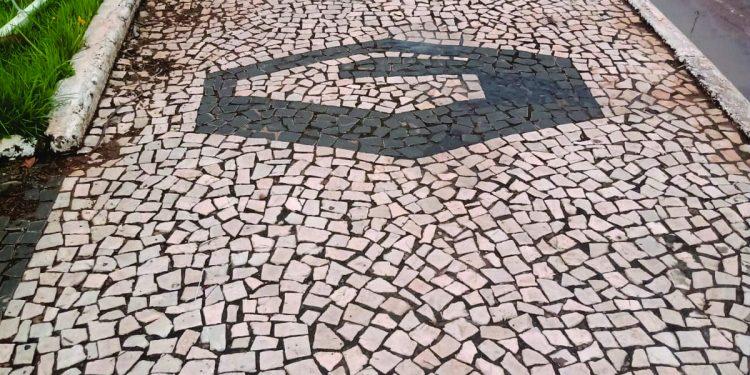 Prefeitura está deixando para trás uma marca vergonhosa que estava “carimbada” em bem público