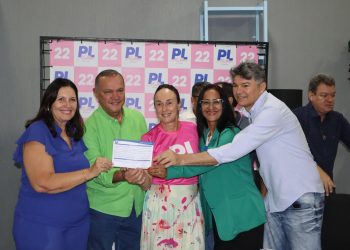 Clima esquenta com a participação de mais uma mulher na política em Nobres