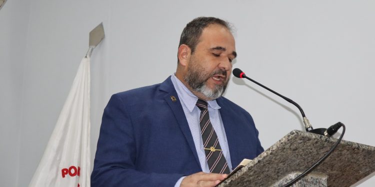 Derrubada de vetos expõe independência do Legislativo