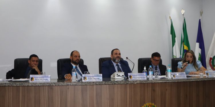 Parlamentares aprovam RGA proposto pelo Executivo em Nobres Parlamentares aprovam RGA proposto pelo Executivo em Nobres