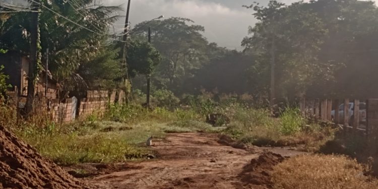 Prefeitura recupera, parcialmente, trecho da Rua Sergipe Prefeitura recupera, parcialmente, trecho da Rua Sergipe