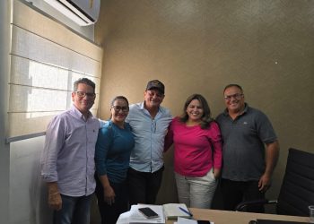 Vereadores visitam secretário Acendino, da Infraestrutura