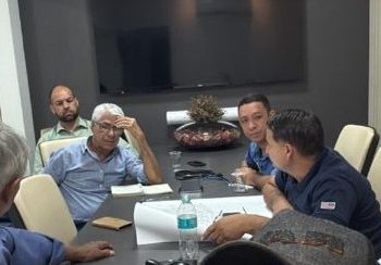 Reunião revela recomposição da base governista com o retorno do vereador Carlinhos