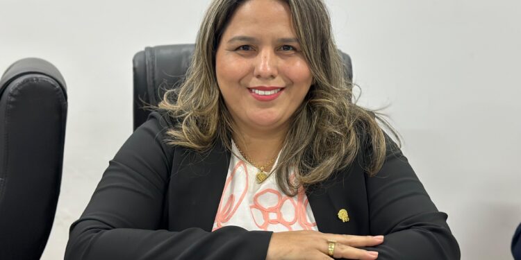 Vereadora do Republicanos, Eva Valdinéia, reconhece importante do trabalho na área da Agricultura Vereadora do Republicanos, Eva Valdinéia, reconhece importante do trabalho na área da Agricultura