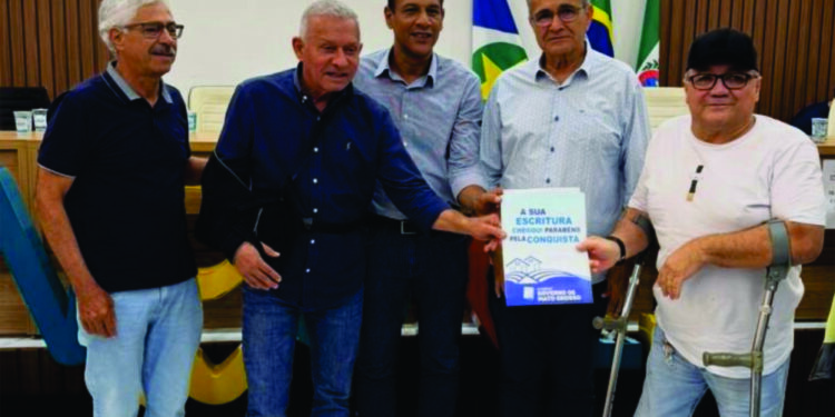 Regularização Fundiária traz alívio aos moradores do Jardim Paraná Regularização Fundiária traz alívio aos moradores do Jardim Paraná