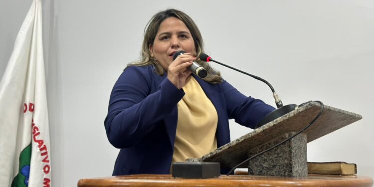 Vereadora Republicana chama prefeito à responsabilidade e o convoca a descer do pedestal