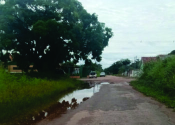 Prefeitura pode (e deve!) rever caos em dias de chuva nas proximidades da creche no Ponte de Ferro
