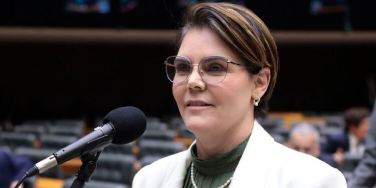 Cel. Fernanda volta a Nobres neste dia 24. Vem consolidar seu nome para a Câmara Federal em mais uma disputa
